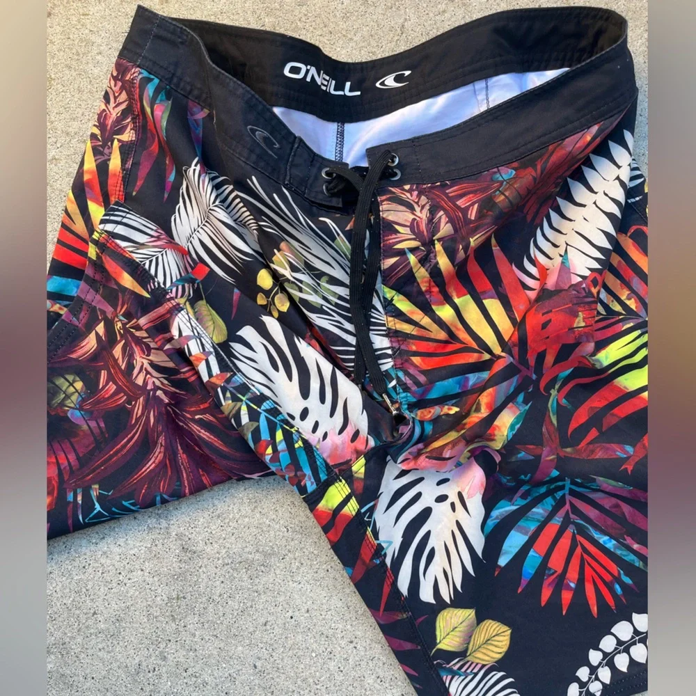 Men's‎ O'Neill Board Shorts Multicolor Floral 36 Surf Beach Sun Reggae Jamaica